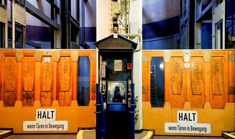 Fahrstuhl alter Elbtunnel Hamburg